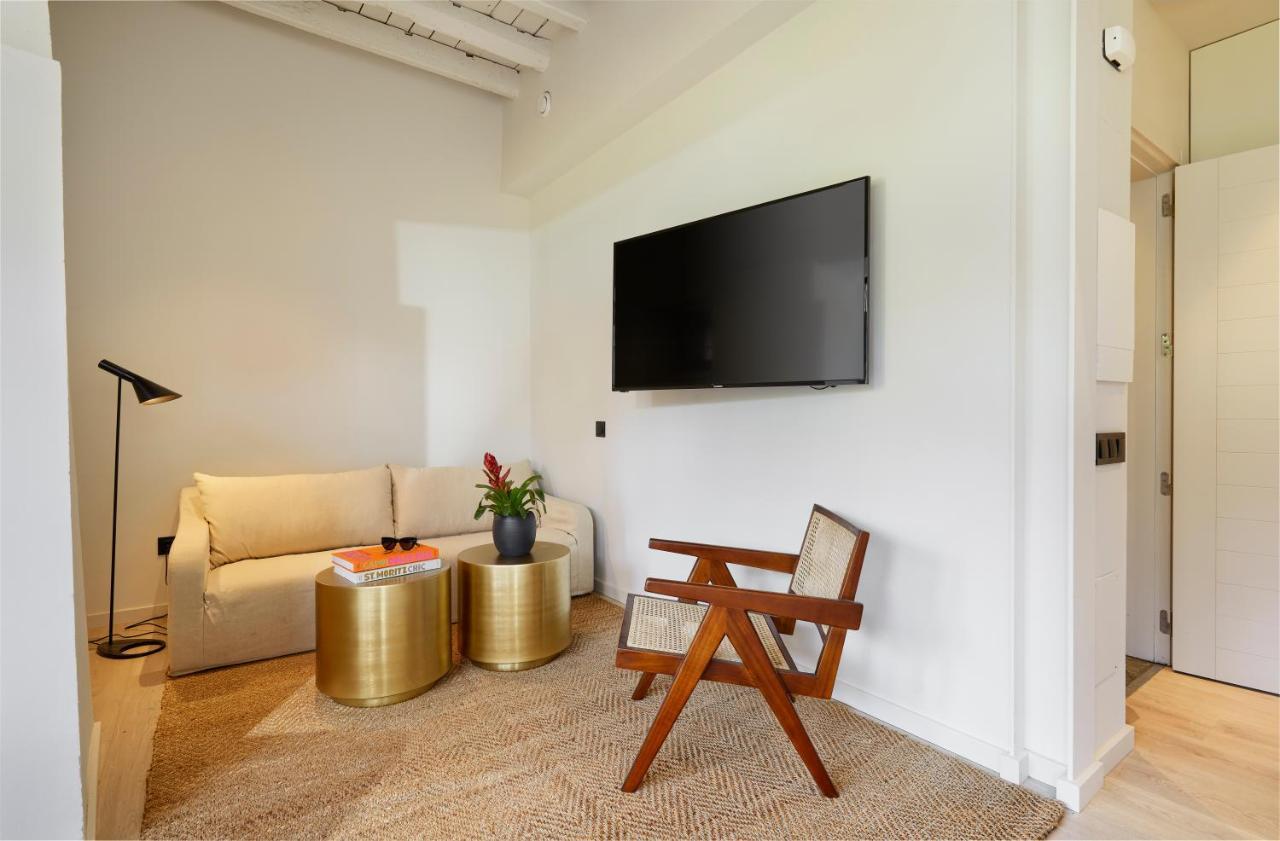 Canvas Apartments & Lofts Херона Екстериор снимка