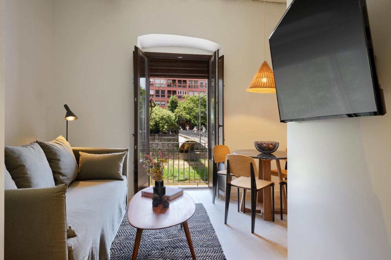 Canvas Apartments & Lofts Херона Екстериор снимка